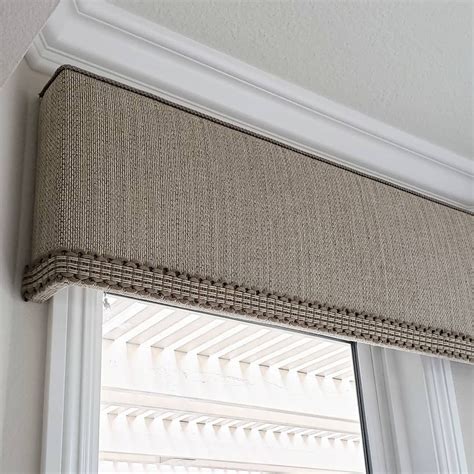 Window Cornice Box 